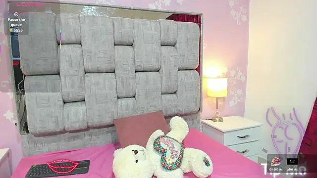 KatySweetas online show from October 25, 2025, 1:56 pm