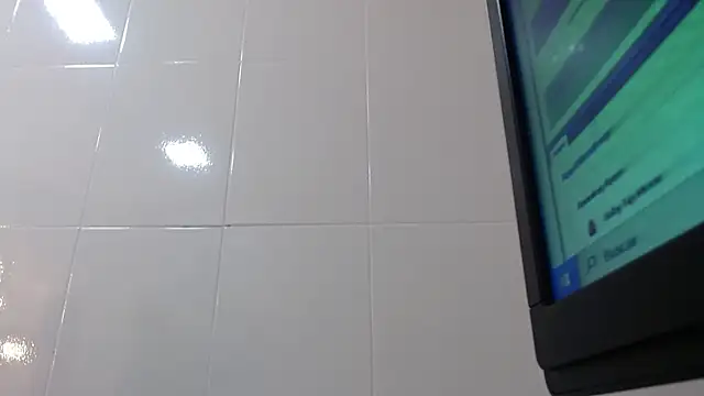 tinisweet online show from March 24, 2026, 1:22 pm