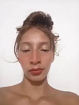 amelie sex online show from October 22, 2025, 9:35 pm