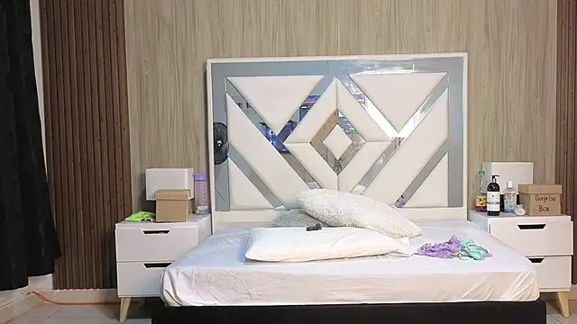 Snapshot of Lisa_sweetas chatting on February 13, 2026, 1:27 am Lisa sweetas online show from February 13, 2026, 1:27 am