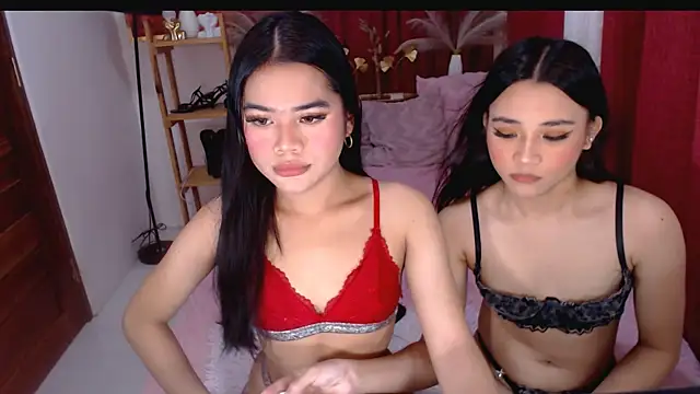 Snapshot of Mia_Akilah21 chatting on October 6, 2025, 1:56 pm Mia Akilah21 online show from October 6, 2025, 1:56 pm