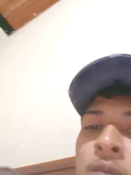 hotrabbit120105 online show from November 29, 2025, 4:40 pm