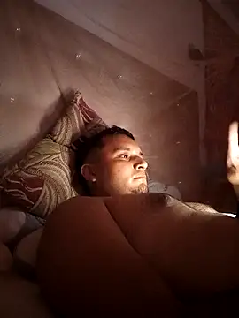 Hotguys111 online show from November 30, 2025, 9:54 am