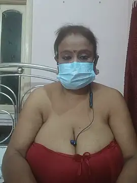 Snapshot of Barna_Love chatting on July 7, 2026, 6:33 pm Barna Love online show from July 7, 2026, 6:33 pm