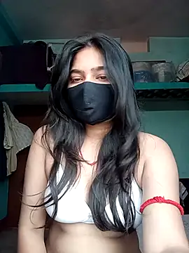 Snapshot of Snehabeauti chatting on October 18, 2025, 4:36 am Snehabeauti online show from October 18, 2025, 4:36 am