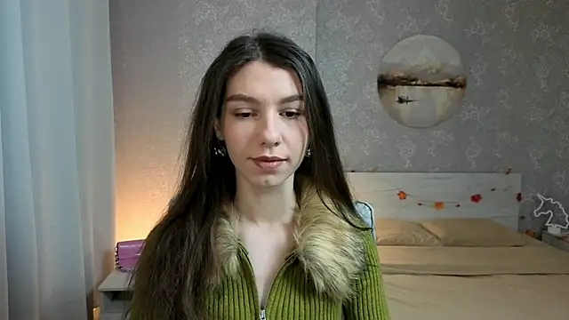 Snapshot of KellyShines chatting on December 17, 2025, 2:22 pm KellyShines online show from December 17, 2025, 2:22 pm