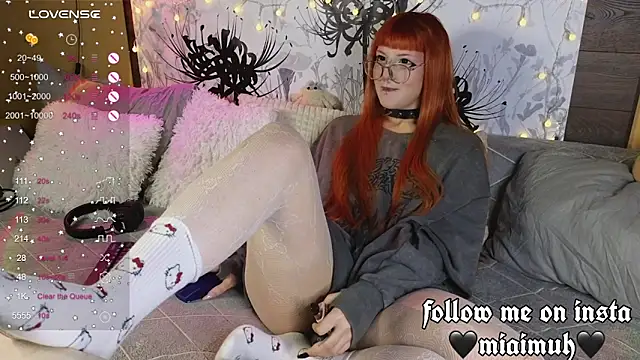 Snapshot of mia__yui chatting on November 24, 2025, 11:49 pm mia yui online show from November 24, 2025, 11:49 pm