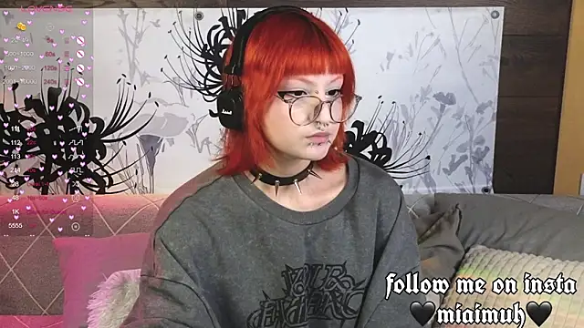 Snapshot of mia__yui chatting on September 25, 2025, 8:04 pm mia  yui online show from September 25, 2025, 8:04 pm