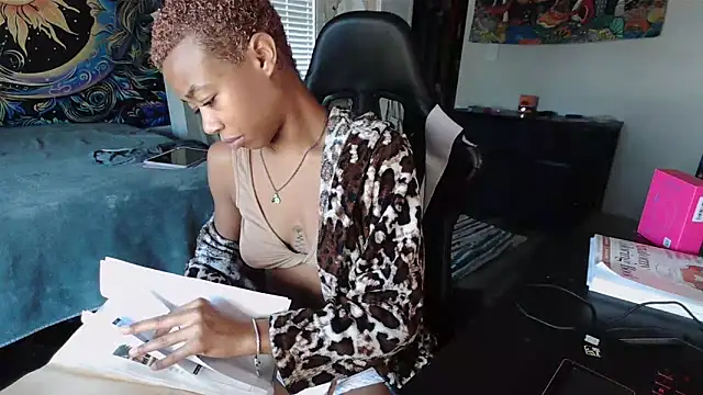 Snapshot of tsunamitori chatting on November 17, 2025, 5:06 pm tsunamitori online show from November 17, 2025, 5:06 pm