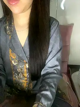 RubyBerry online show from November 7, 2025, 3:49 pm