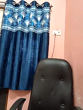 Snapshot of Sonalihot_ chatting on February 15, 2026, 7:51 am Sonalihot online show from February 15, 2026, 7:51 am