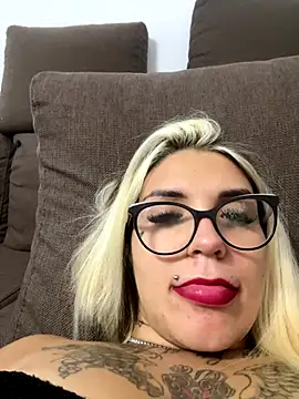 Snapshot of Princess-Jasmine07 chatting on September 8, 2025, 6:18 pm Princess-Jasmine07 online show from September 8, 2025, 6:18 pm