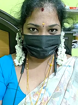 Snapshot of Tamil_Mithra chatting on July 23, 2026, 1:52 pm Tamil Mithra online show from July 23, 2026, 1:52 pm
