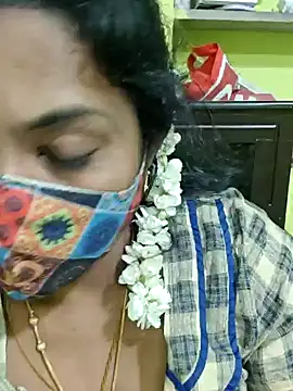 Snapshot of Tamil_Mithra chatting on July 3, 2026, 12:11 pm Tamil Mithra online show from July 3, 2026, 12:11 pm