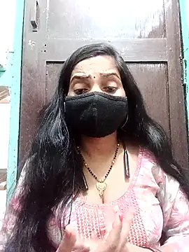 Payal-001 online show from November 17, 2025, 6:01 pm