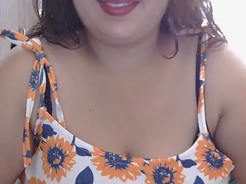 Snapshot of Roxy_sweety_ chatting on September 14, 2025, 5:08 am Roxy sweety online show from September 14, 2025, 5:08 am