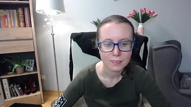 sweetxLizzy online show from March 18, 2026, 5:32 am