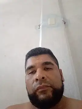 Snapshot of RandalHot chatting on June 17, 2026, 9:47 pm RandalHot online show from June 17, 2026, 9:47 pm