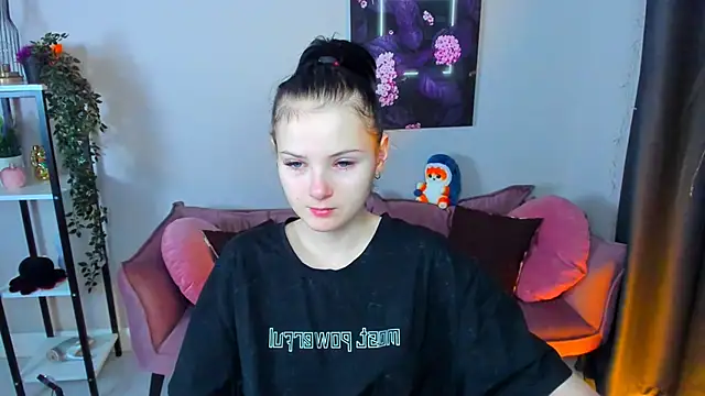 Leila xxBaby online show from November 23, 2025, 11:53 am