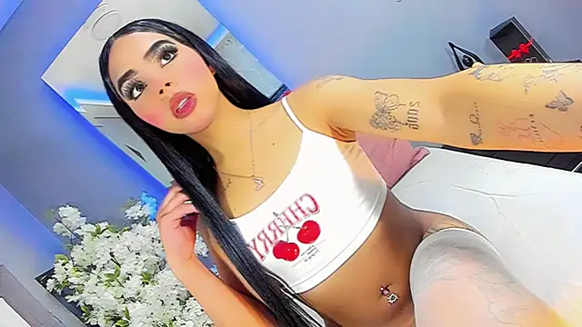 Snapshot of VanessaStonee chatting on November 9, 2025, 4:49 am VanessaStonee online show from November 9, 2025, 4:49 am