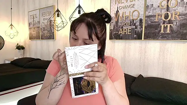 Snapshot of Bluesky_666 chatting on December 1, 2025, 7:59 pm Bluesky 666 online show from December 1, 2025, 7:59 pm