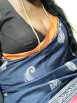 Snapshot of shobini chatting on February 4, 2026, 7:03 am shobini online show from February 4, 2026, 7:03 am