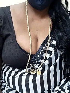 Snapshot of shobini chatting on January 6, 2026, 7:12 am shobini online show from January 6, 2026, 7:12 am