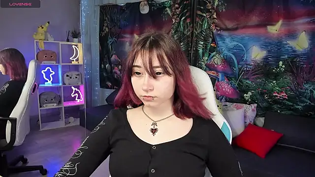 ClaraParks online show from February 11, 2026, 7:25 pm