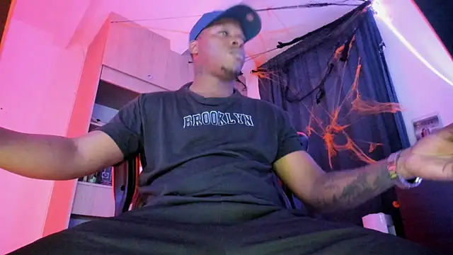 CorvisXnc0012 online show from November 4, 2025, 3:32 am