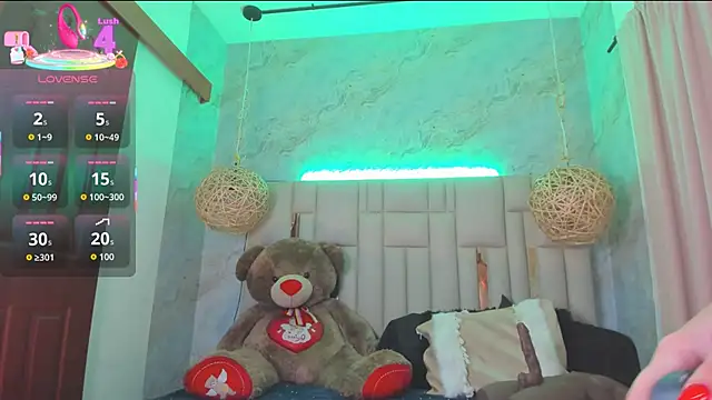 NikkyyRed online show from September 24, 2025, 12:29 am