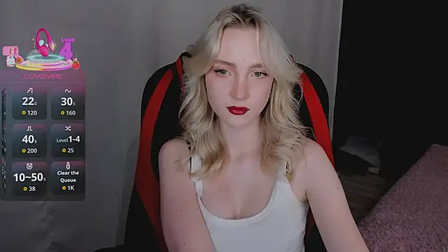 Snapshot of EllaBloom chatting on February 14, 2026, 2:28 pm EllaBloom online show from February 14, 2026, 2:28 pm