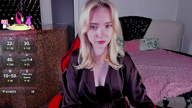 Snapshot of EllaBloom chatting on February 11, 2026, 3:01 pm EllaBloom online show from February 11, 2026, 3:01 pm