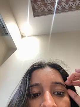 Snapshot of desitease chatting on October 28, 2025, 8:24 am desitease online show from October 28, 2025, 8:24 am