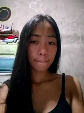 SweetMissPinay18 online show from June 1, 2026, 3:00 pm