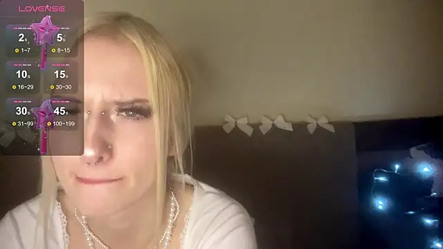 Snapshot of kittywithu chatting on November 13, 2025, 12:09 pm kittywithu online show from November 13, 2025, 12:09 pm