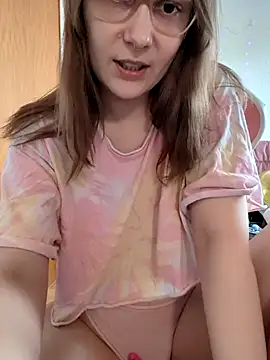 ox Tricia online show from March 6, 2026, 11:16 am