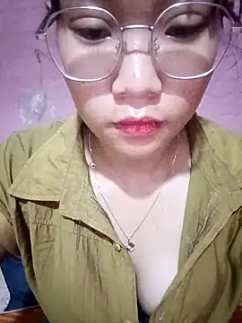 Snapshot of Maimai00 chatting on September 23, 2025, 11:56 pm Maimai00 online show from September 23, 2025, 11:56 pm