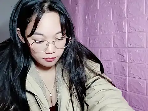 Snapshot of Maimai00 chatting on November 24, 2025, 2:28 pm Maimai00 online show from November 24, 2025, 2:28 pm