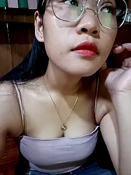 Snapshot of Maimai00 chatting on October 1, 2025, 2:17 am Maimai00 online show from October 1, 2025, 2:17 am