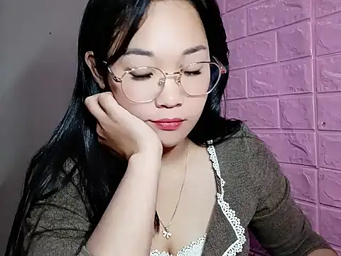 Snapshot of Maimai00 chatting on November 21, 2025, 5:50 am Maimai00 online show from November 21, 2025, 5:50 am