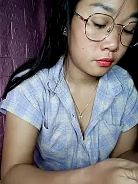 Snapshot of Maimai00 chatting on December 3, 2025, 5:56 pm Maimai00 online show from December 3, 2025, 5:56 pm