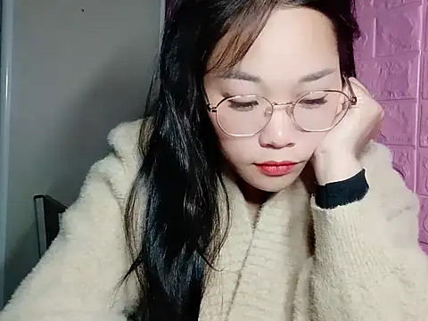 Snapshot of Maimai00 chatting on November 19, 2025, 12:49 pm Maimai00 online show from November 19, 2025, 12:49 pm