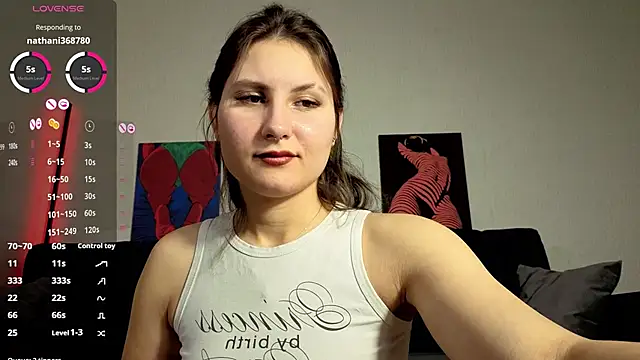 Snapshot of TrixiBell chatting on February 3, 2026, 6:22 am TrixiBell online show from February 3, 2026, 6:22 am