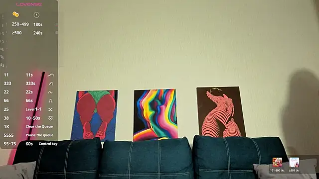 TrixiBell online show from March 31, 2026, 4:25 am