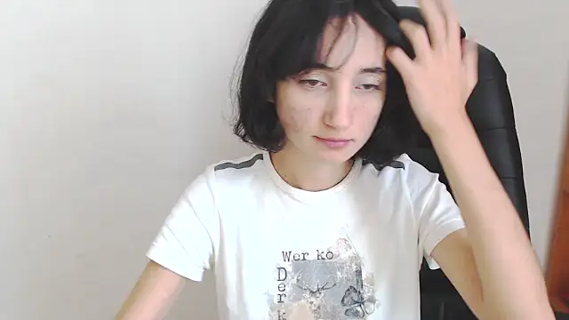 Marri-Stella online show from November 7, 2025, 9:25 am