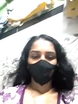 Snapshot of Zoya_G chatting on September 12, 2025, 10:59 am Zoya G online show from September 12, 2025, 10:59 am