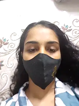 Snapshot of Zoya_G chatting on February 12, 2026, 11:10 am Zoya G online show from February 12, 2026, 11:10 am