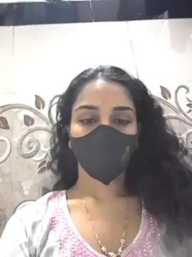 Snapshot of Zoya_G chatting on September 19, 2025, 11:25 am Zoya G online show from September 19, 2025, 11:25 am