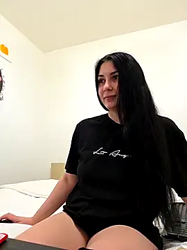 Snapshot of SaraViss20 chatting on January 18, 2026, 7:34 am SaraViss20 online show from January 18, 2026, 7:34 am