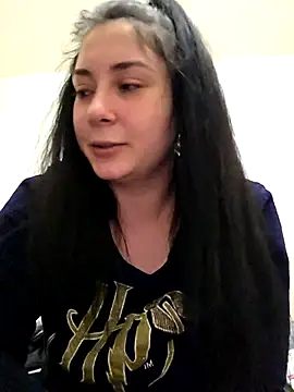 Snapshot of SaraViss20 chatting on February 3, 2026, 7:19 pm SaraViss20 online show from February 3, 2026, 7:19 pm